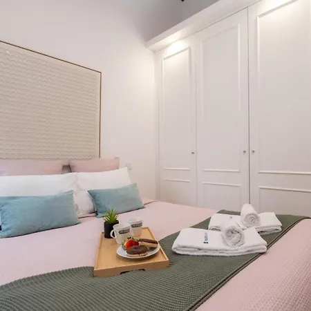 Hostwise - Stylish Retreat In Porto's Heart Appartement