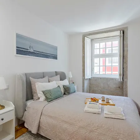 Hostwise - Stylish Retreat In Porto's Heart Appartement *