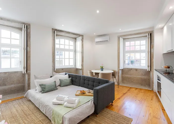 Hostwise - Stylish Retreat In Porto's Heart * 波尔图