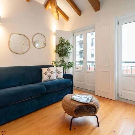 Hostwise - Stylish Retreat In Porto's Heart * Porto